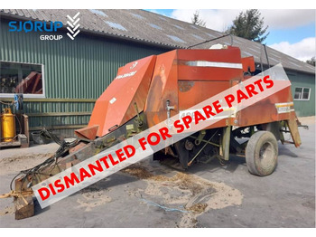 Hesston 4860 S - Máy cày