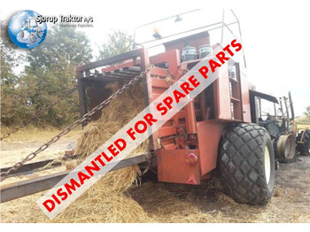 Hesston 4900 - Máy cày