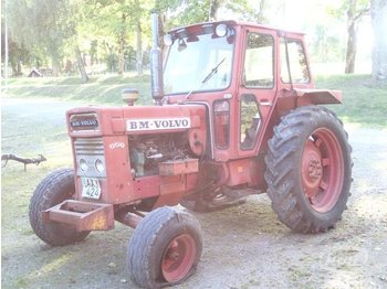 Volvo BM T 650 Tractor - Máy cày