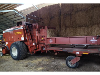 Hesston 4900 - Máy đóng kiện vuông