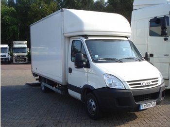 Iveco 35C15 closed box van - Xe bus mini