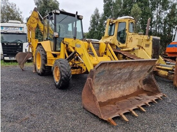 Massey Ferguson 50HX - Máy xúc trước múc sau