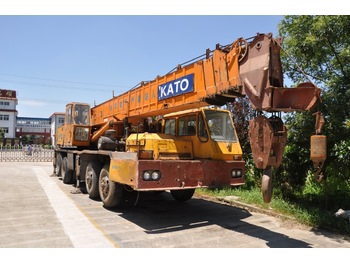 KATO NK-500E - Cần cẩu