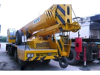 Kato KATO 50 TON - Cẩu bánh lốp