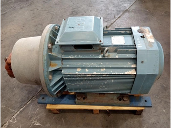  Grúa Palfinger PK 60000M - Nền bục trên không gắn trên xe tải