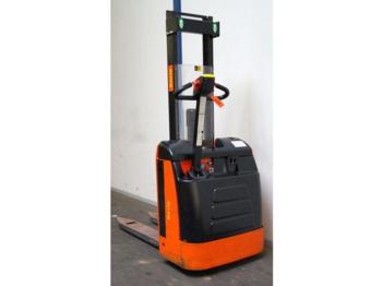 Rocla SW10 - Máy xếp chồng