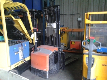 Rocla SW16ACi 1600 - Máy xếp chồng