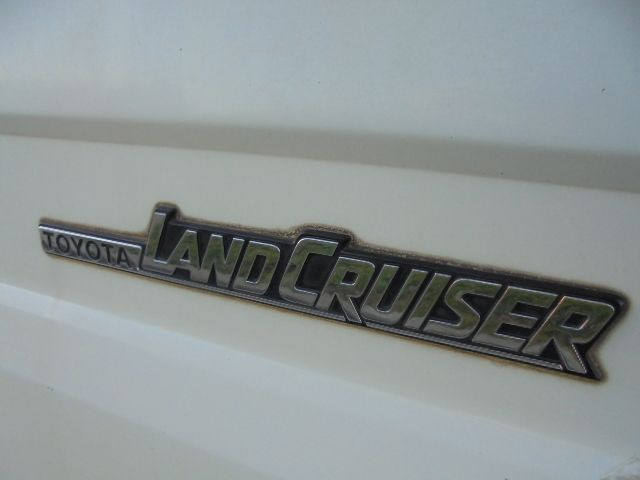 Xe hơi Toyota Land Cruiser HZJ76L-RKMRS 4WD: hình 15