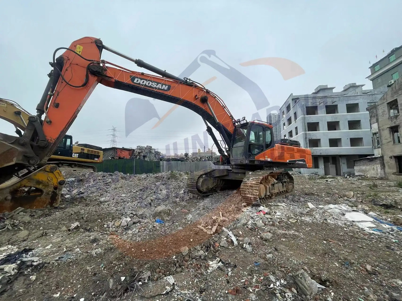 Máy xúc bánh xích new arrival Used Doosan excavator DX520LC-9C in good condition for sale in good condition: hình 4