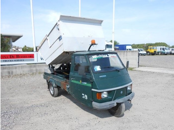 Piaggio Ape Max - Xe tải chở rác