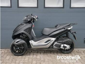 Piaggio 300cc motorscooter - Xe máy