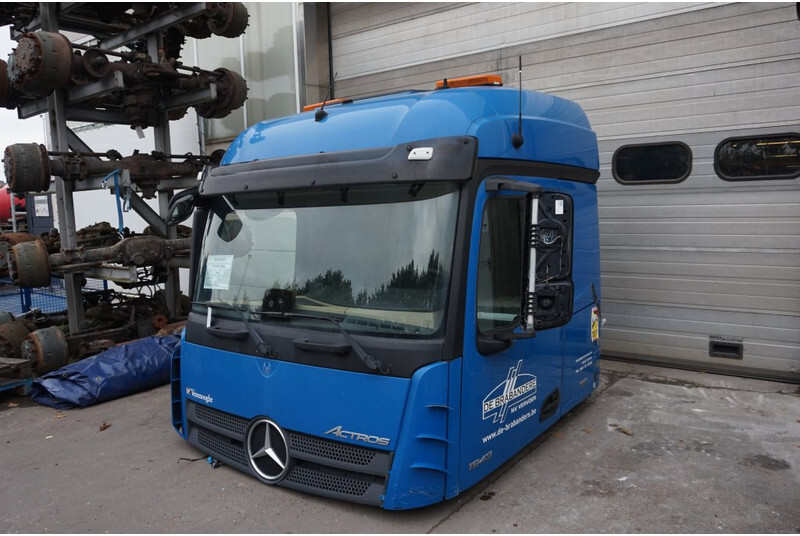 Cabin và nội thất cho Xe tải Mercedes-Benz ACTROS MP4 L-STREAMSPACE 2.3: hình 3