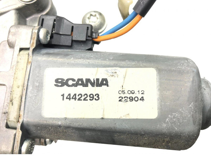 Thân xe và ngoại thất Scania R-series (01.04-): hình 6
