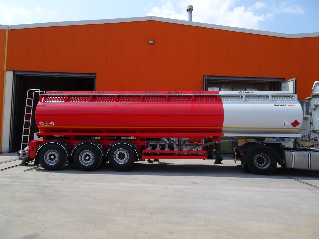 Sơ mi rơ moóc bồn để vận chuyển nhiên liệu mới NURSAN Steel Fuel Tanker: hình 4