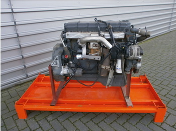 DAF GR165S2 22 HP - Động cơ