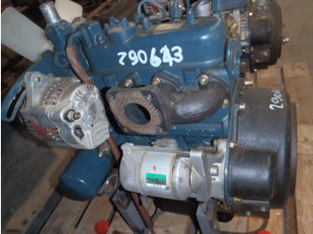 Kubota D722 - Động cơ