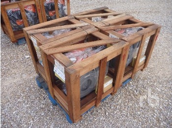 Kubota EA300N Qty Of 4 - Động cơ và các bộ phận
