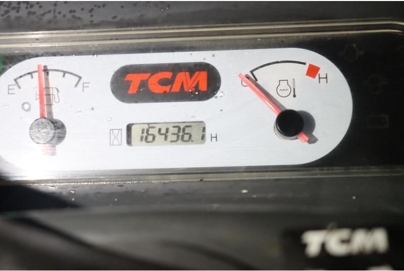 Xe nâng diesel TCM FD70-2: hình 10