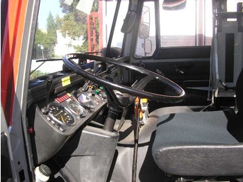 Xe tải cứu hỏa DAF 1800: hình 2