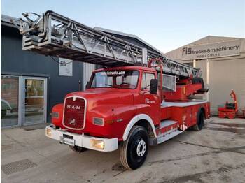 Xe tải cứu hỏa MAN 13.168 4x2 ladder - 31.000km: hình 1