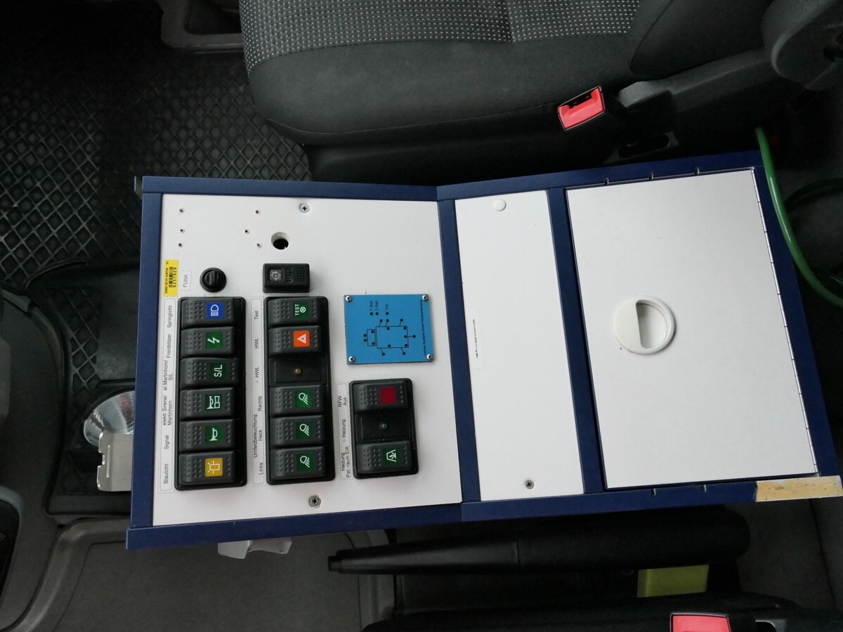 Xe cứu thương MERCEDES-BENZ Sprinter II 516 CDI KLIMA KRANKENWAGEN RTW AUTOM: hình 19