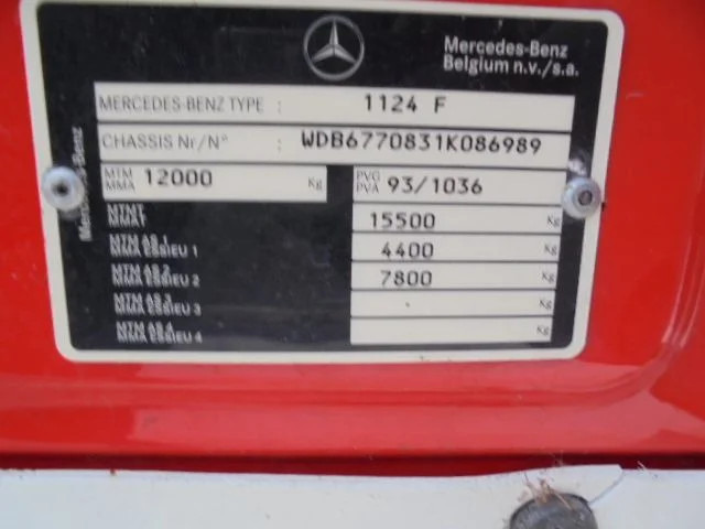 Xe tải cứu hỏa Mercedes-Benz 1124 F: hình 14