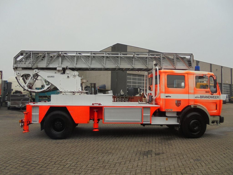 Xe tải cứu hỏa Mercedes-Benz SK 1617 + Manual + PTO + Ladder + Fire Truck: hình 6