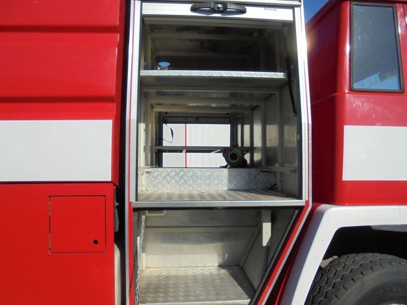 Xe tải cứu hỏa Steyr 1490 + Manual + 6X6 + 16000 L + TATRA: hình 20