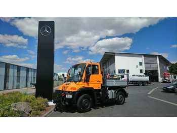 Mercedes-Benz UNIMOG U300 4x4  - Xe tải thùng lửng/ Phẳng