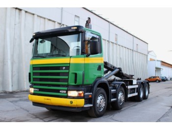 SCANIA 124.420 8x4 Euro3 Retarder - Xe tải nâng móc