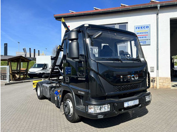 Xe tải nâng móc IVECO EuroCargo 80E