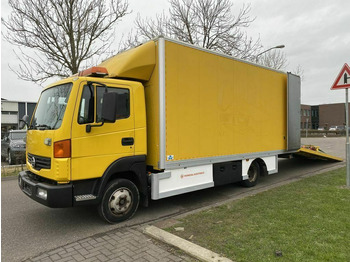Xe tải chuyên chở tự động NISSAN