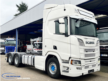 Xe tải khung gầm SCANIA R 580