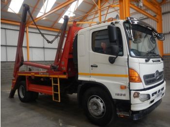 HINO 500 4 X 2, 18 TONNE SKIP LOADER – 2011 - EU61 PYH - Xe tải chở thùng nhỏ