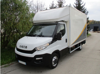 Xe tải nhỏ thùng kín IVECO Daily 35C15