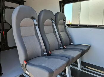 Xe van chở hàng Volkswagen Crafter 35 Mixto L4H3 PDC AHK KAMERA 6-Sitze