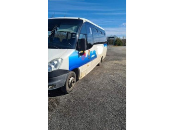 Xe bus mini, Xe van chở khách IVECO WING: hình 1