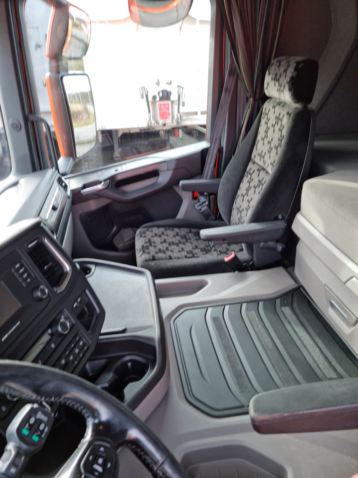 Xe đầu kéo Scania G450: hình 8