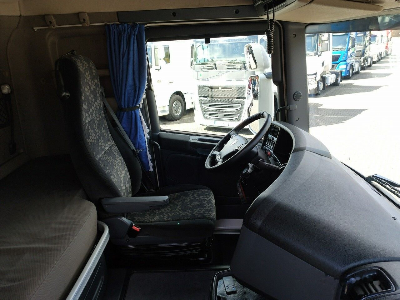 Xe đầu kéo Scania R 450: hình 44