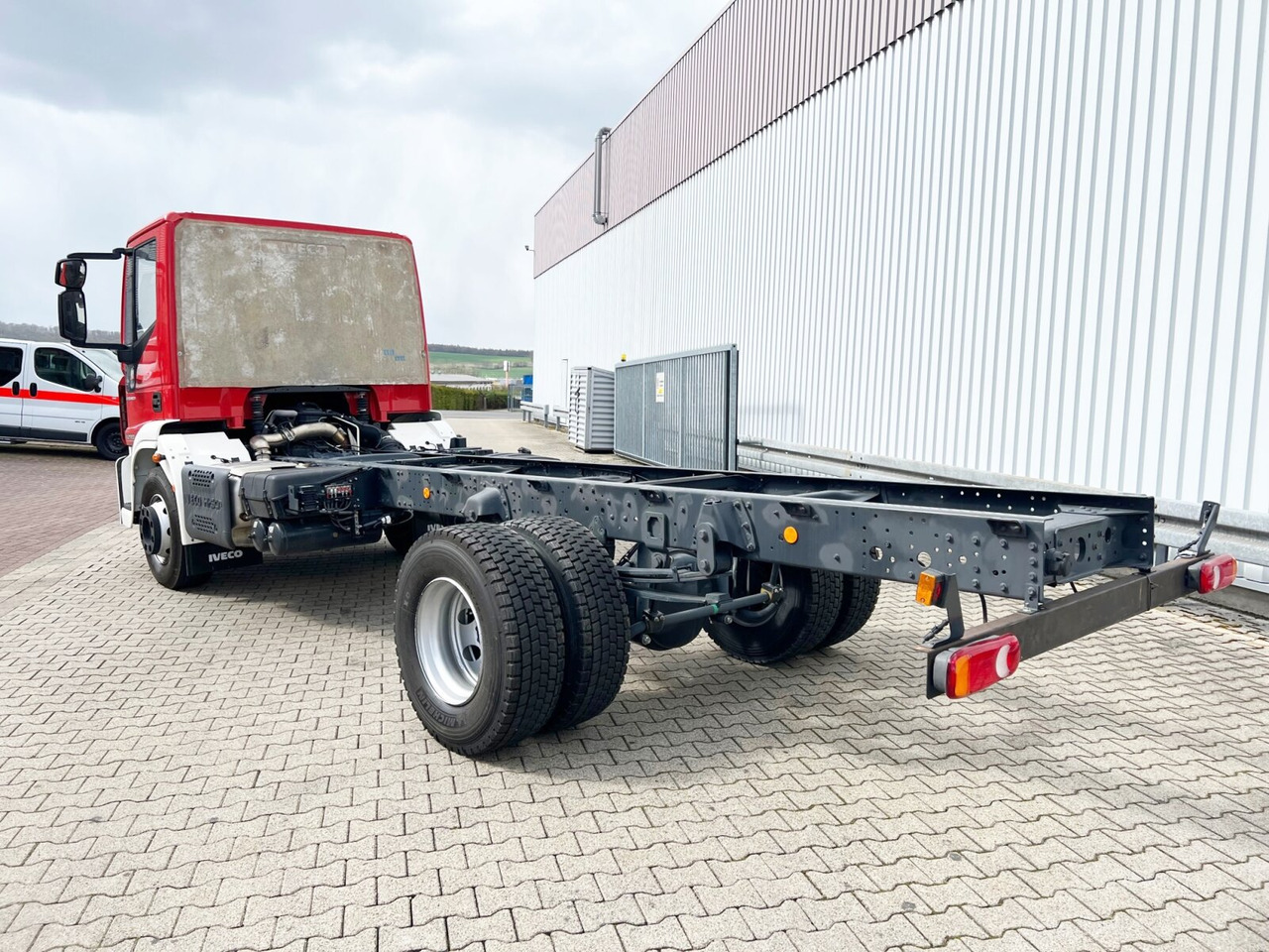 Xe tải nâng móc mới EuroCargo ML160E32 4x2 EuroCargo ML160E32 4x2: hình 12