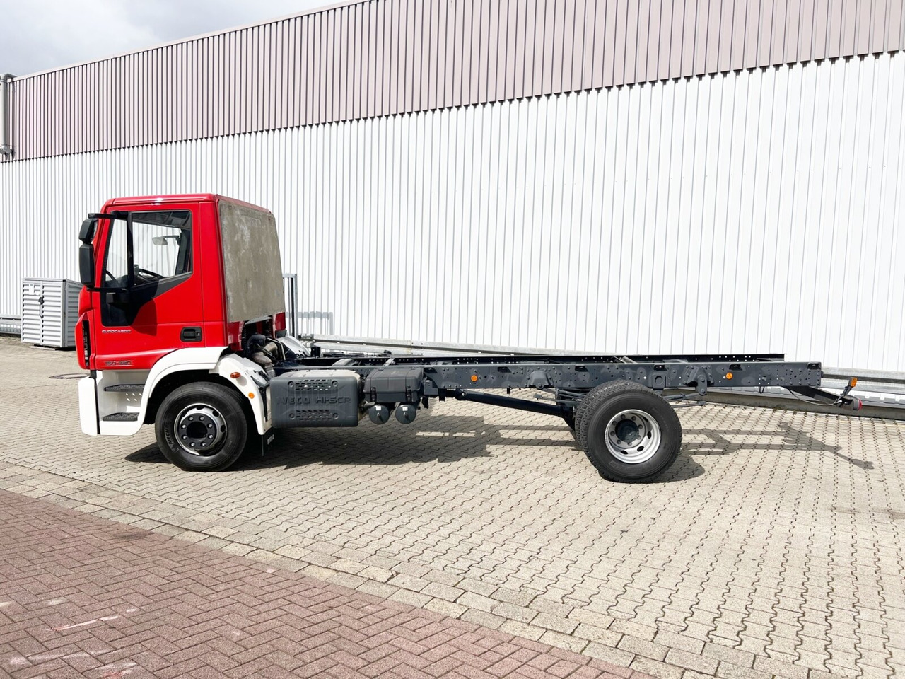 Xe tải nâng móc mới EuroCargo ML160E32 4x2 EuroCargo ML160E32 4x2: hình 13