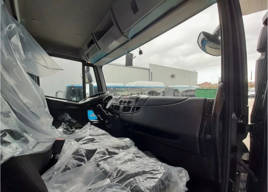 Xe tải khung gầm mới IVECO EuroCargo 4x4 ML150E28WS Chassis: hình 21