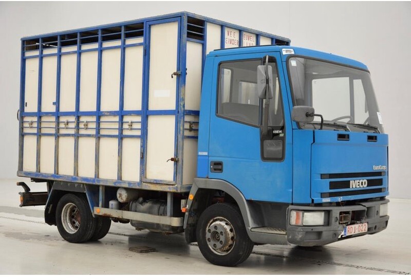 Xe tải chở gia súc Iveco 65E14: hình 3