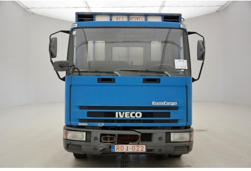 Xe tải chở gia súc Iveco 65E14: hình 2