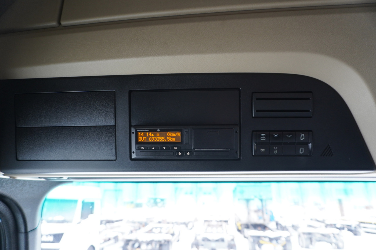Xe tải khung gầm MERCEDES-BENZ Actros 2542 BDF E6 Standard / 6×2 / Lounge chair: hình 19