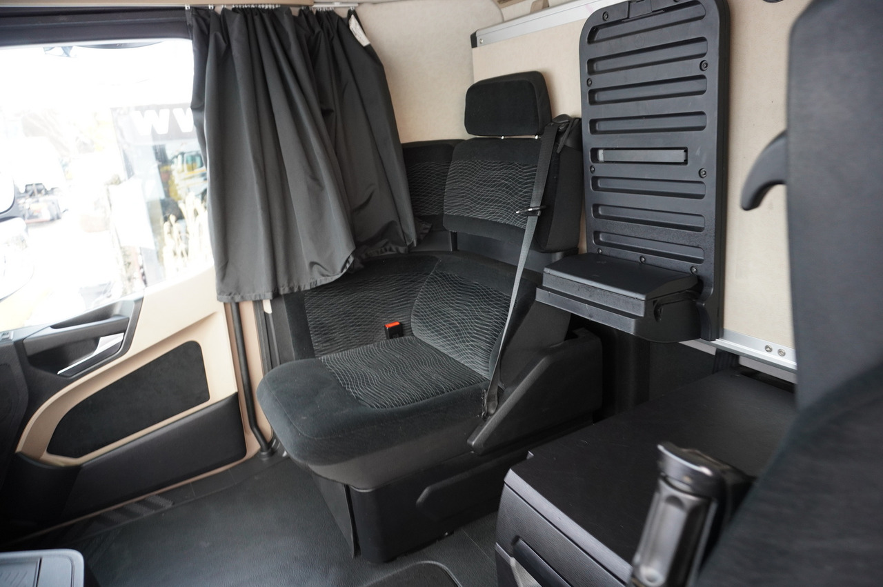Xe tải khung gầm MERCEDES-BENZ Actros 2542 BDF E6 Standard / 6×2 / Lounge chair: hình 12