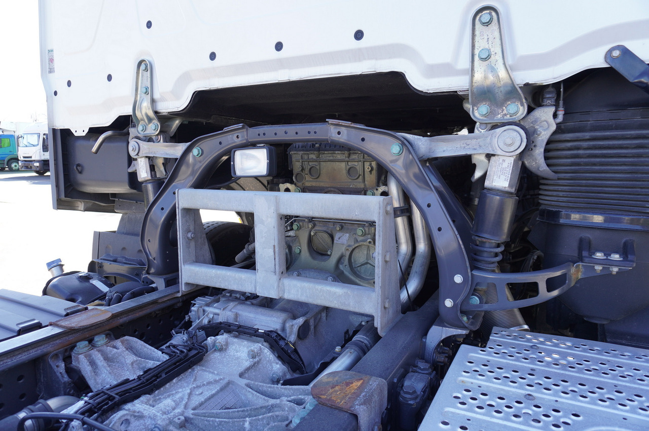 Xe tải khung gầm MERCEDES-BENZ Actros 2542 Low Deck BDF / 6×2 / E6 / steering axle: hình 22
