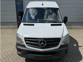 Xe van chở hàng Mercedes-Benz Sprinter 313 / Klima / Euro 5 / 3 Seats / Belgium Van: hình 4
