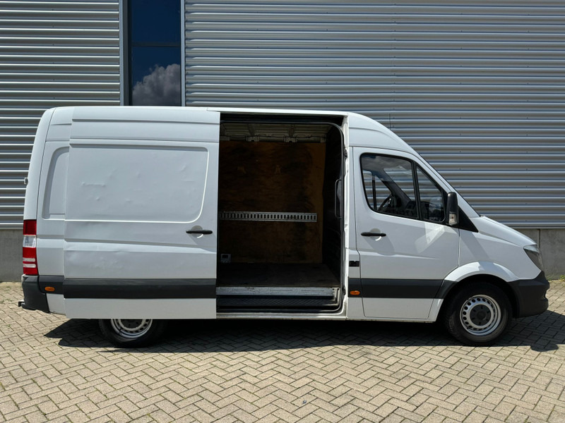 Xe van chở hàng Mercedes-Benz Sprinter 313 / Klima / Euro 5 / 3 Seats / Belgium Van: hình 12