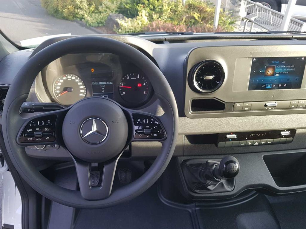 Xe van chở hàng Mercedes-Benz Sprinter 317 CDI 4325 Klima Kamera MBUX Tepmomat: hình 9